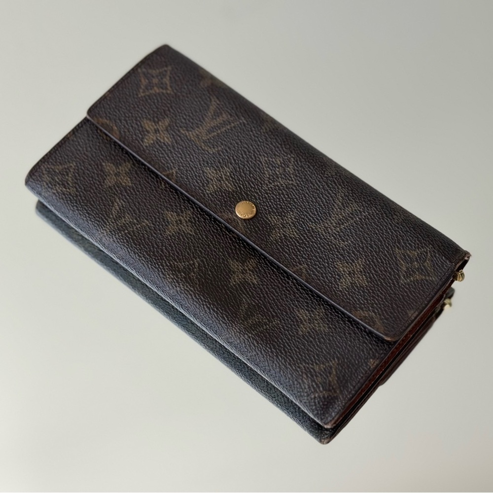 SOLD - Louis Vuitton Vintage Sarah Wallet Brown Monogram Card Holder Leather